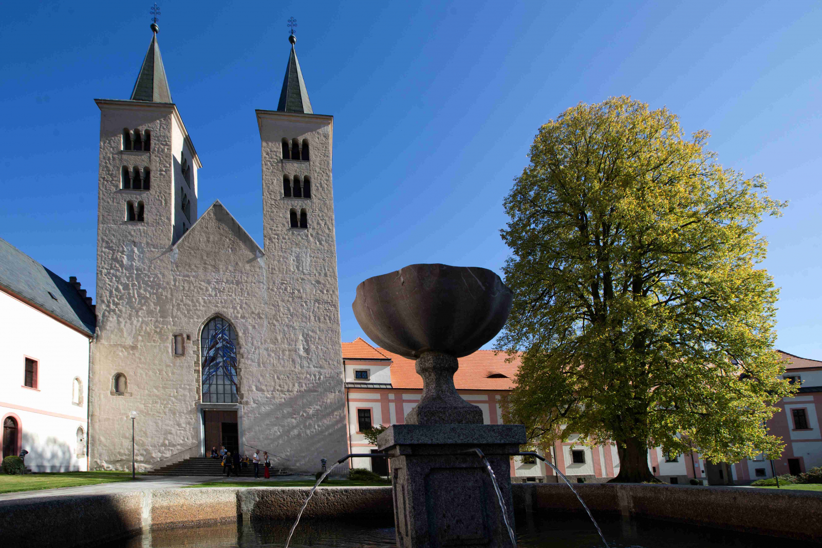 KLÁŠTER BRATŘÍ PREMONSTRÁTŮ V MILEVSKU