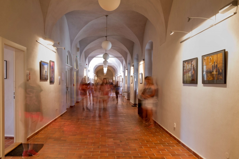 MUZEUM FOTOGRAFIE A MODERNÍCH OBRAZOVÝCH MEDIÍ O.P.S.